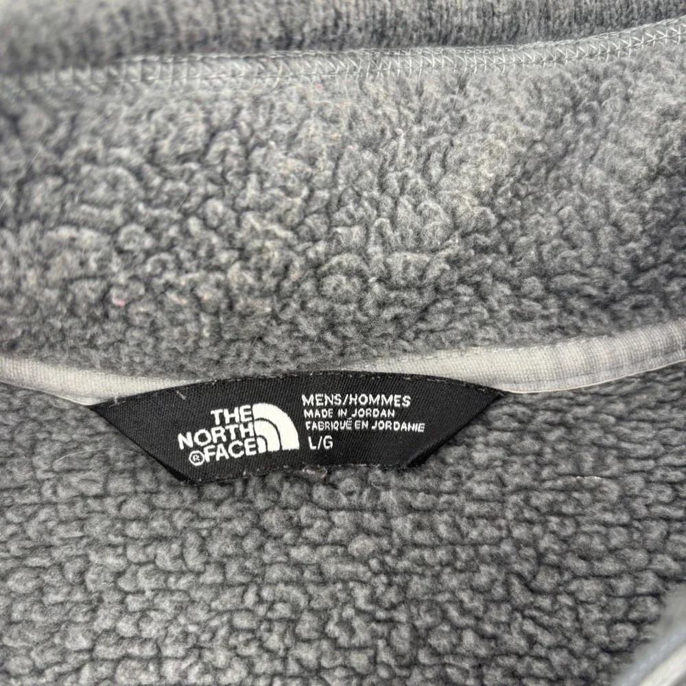 The North Face Gordon Lyons Quarter Zip Mens Large Grey Sweater Knit Fleece